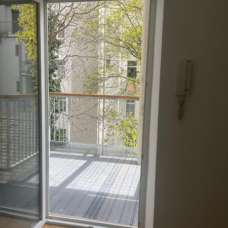 New Apartment With Balcony 11 Виена Екстериор снимка