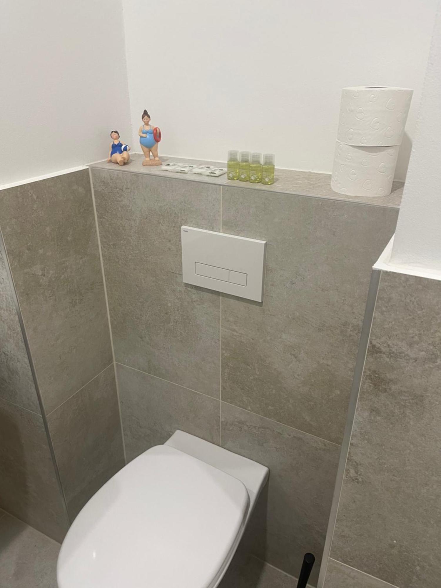 New Apartment With Balcony 11 Виена Екстериор снимка